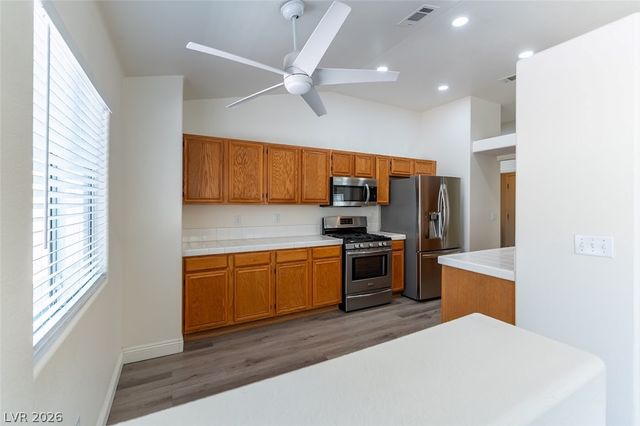 8712 Cypresswood Avenue, Las Vegas, NV 89134