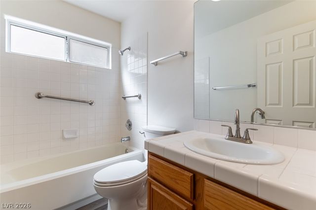 8712 Cypresswood Avenue, Las Vegas, NV 89134