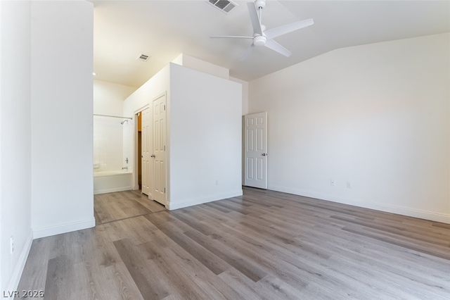 8712 Cypresswood Avenue, Las Vegas, NV 89134