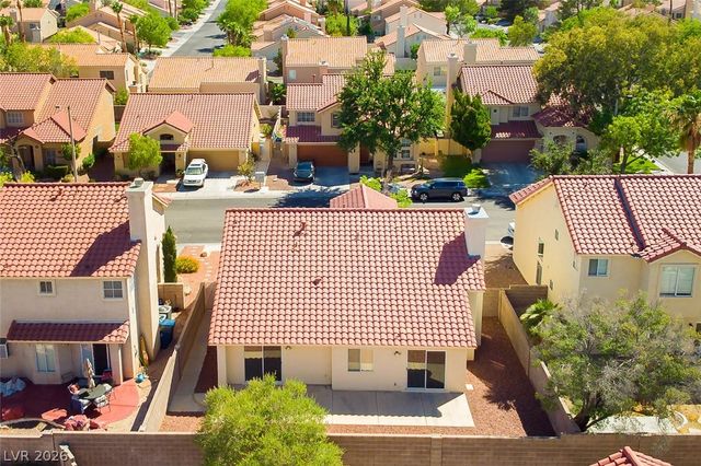8712 Cypresswood Avenue, Las Vegas, NV 89134