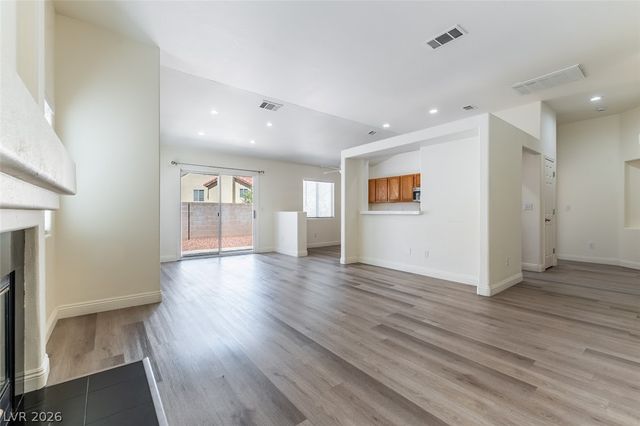 8712 Cypresswood Avenue, Las Vegas, NV 89134