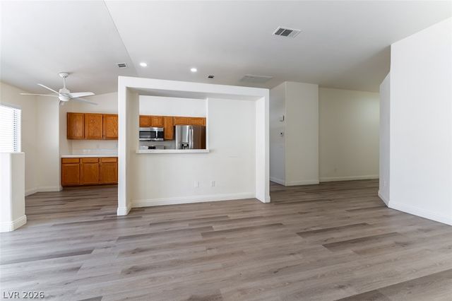 8712 Cypresswood Avenue, Las Vegas, NV 89134