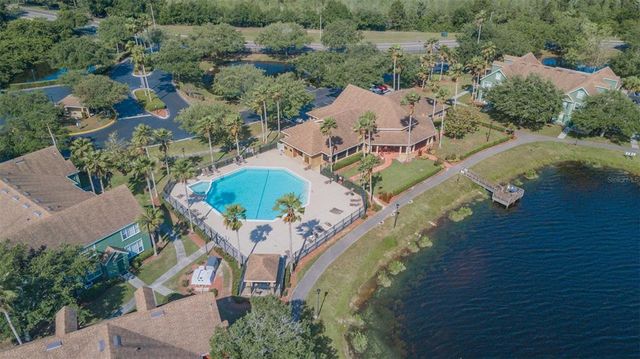 10568 WINDSOR LAKE COURT, Tampa, FL 33626