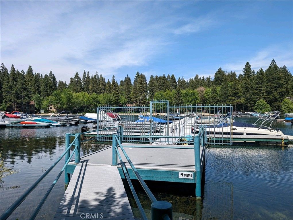 Image 3 of property listing at 5 MBM 5 SLIP 16, Lake Arrowhead, CA 92352