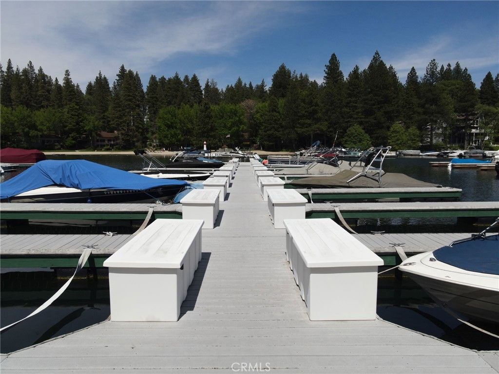Image 6 of property listing at 5 MBM 5 SLIP 16, Lake Arrowhead, CA 92352