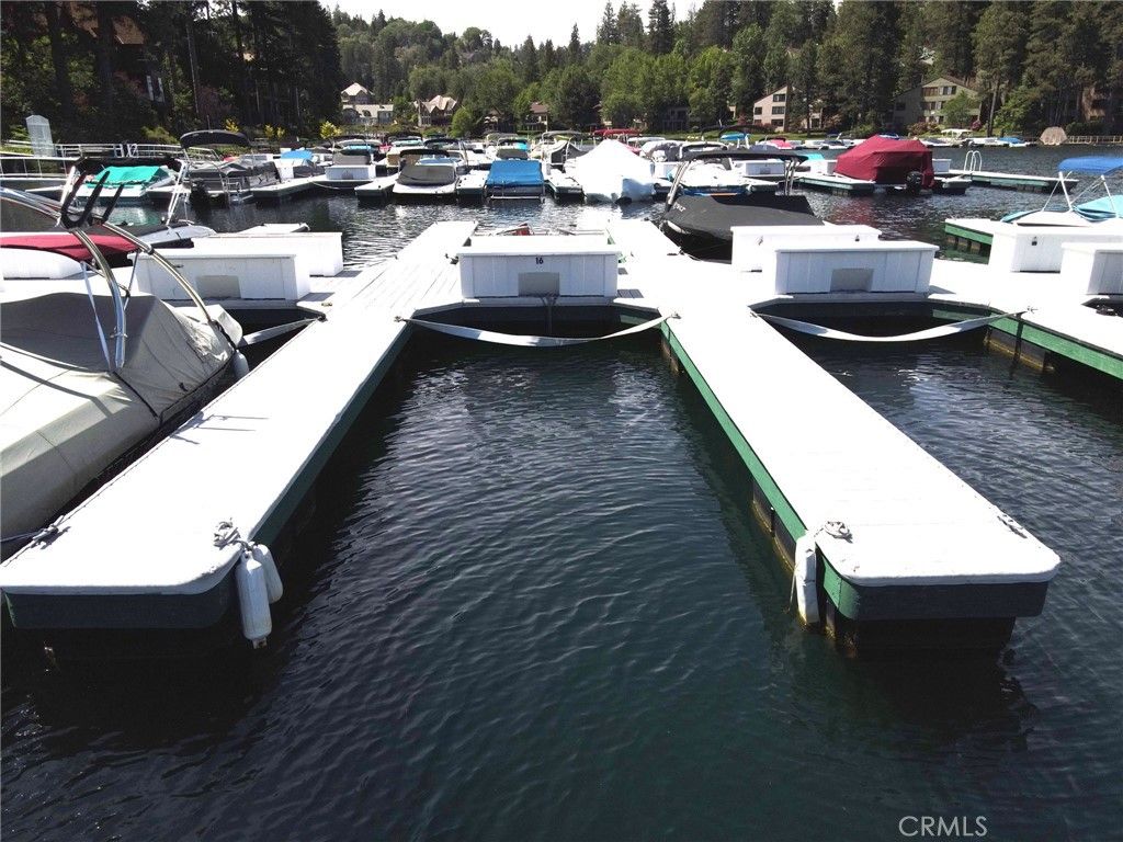 Image 7 of property listing at 5 MBM 5 SLIP 16, Lake Arrowhead, CA 92352