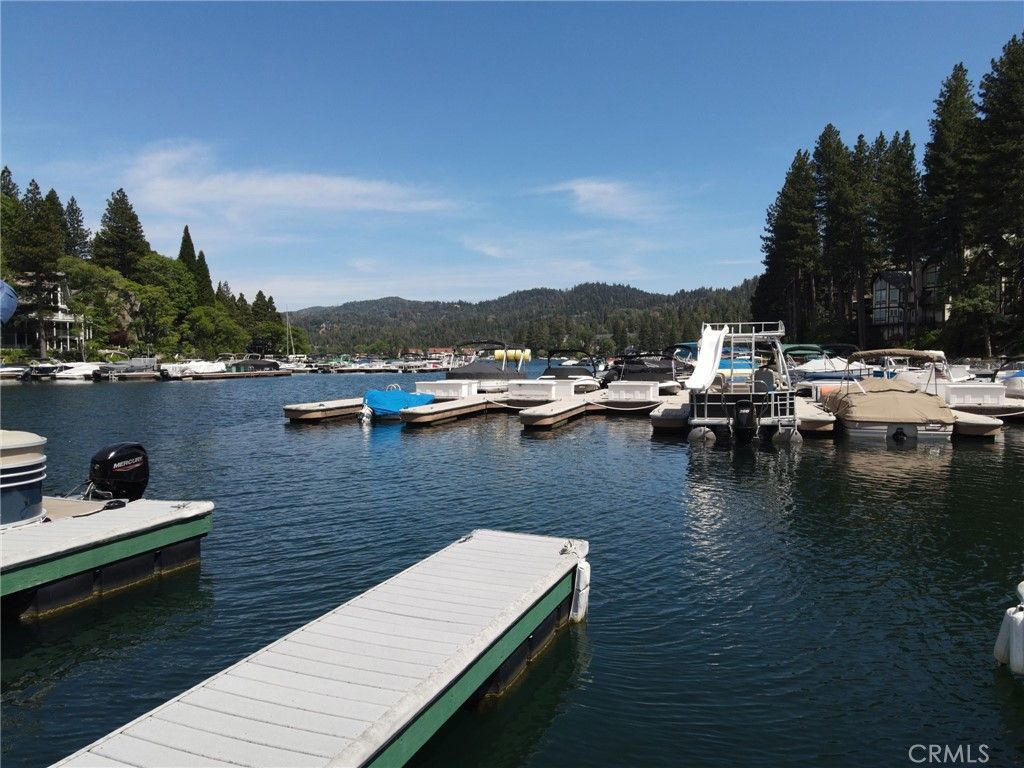Image 8 of property listing at 5 MBM 5 SLIP 16, Lake Arrowhead, CA 92352