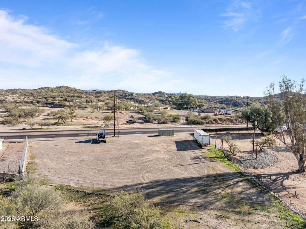 51420 N GRAND Avenue -, Wickenburg, AZ 85390 — photo 2