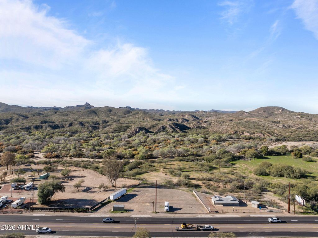 51420 N GRAND Avenue -, Wickenburg, AZ 85390 — photo 5