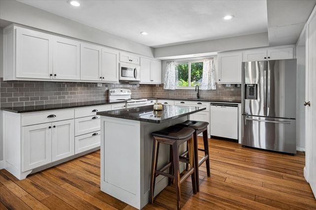 109 Clove Lane, Euless, TX 76039