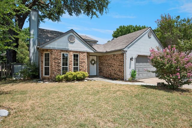 109 Clove Lane, Euless, TX 76039