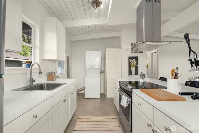 5609 S Prentice Street, Seattle, WA 98118
