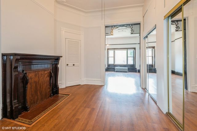 3136 S Prairie Avenue 1, Chicago, IL 60616