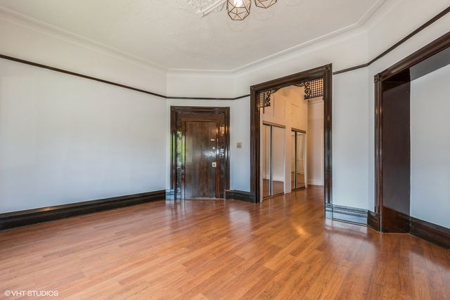 3136 S Prairie Avenue 1, Chicago, IL 60616
