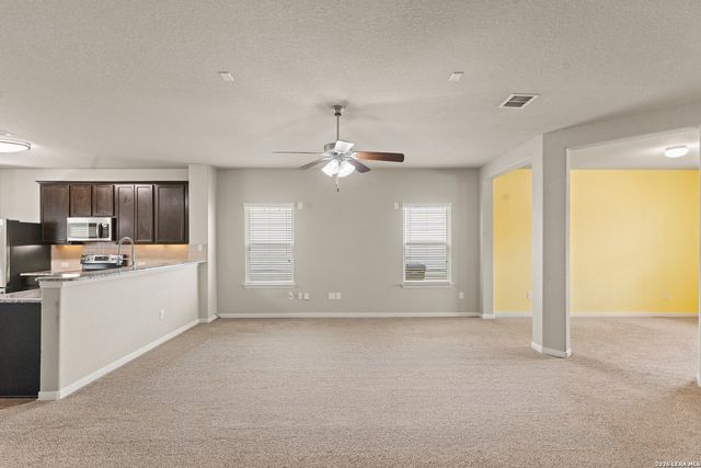 11530 VERDIS VLY, San Antonio, TX 78245