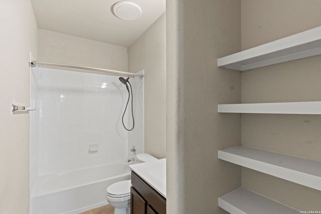 11530 VERDIS VLY, San Antonio, TX 78245