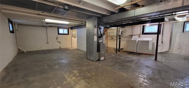 443 Erber Drive, Kirkwood, MO 63122