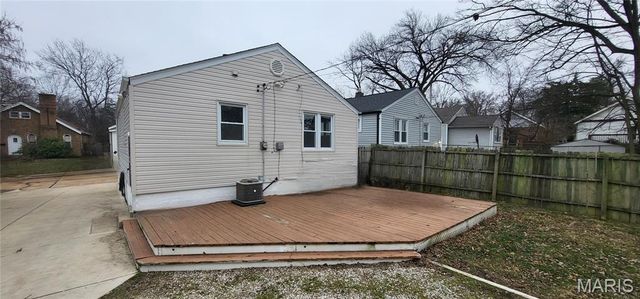 443 Erber Drive, Kirkwood, MO 63122