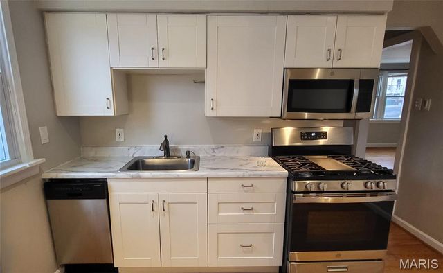 443 Erber Drive, Kirkwood, MO 63122