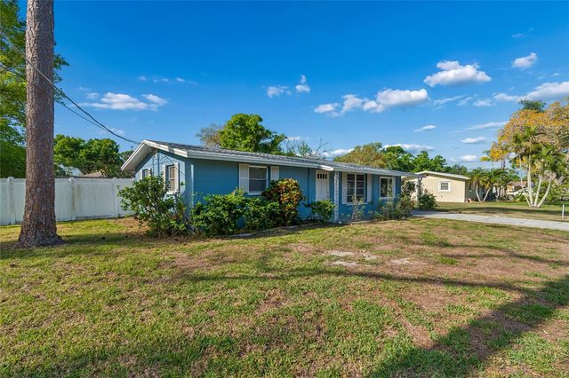 2348 DOUD STREET, Sarasota, FL 34231