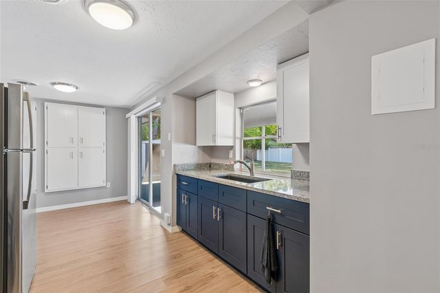 2348 DOUD STREET, Sarasota, FL 34231