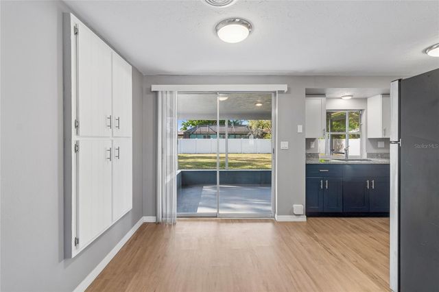 2348 DOUD STREET, Sarasota, FL 34231