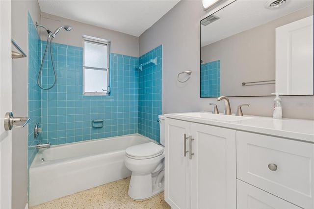 2348 DOUD STREET, Sarasota, FL 34231