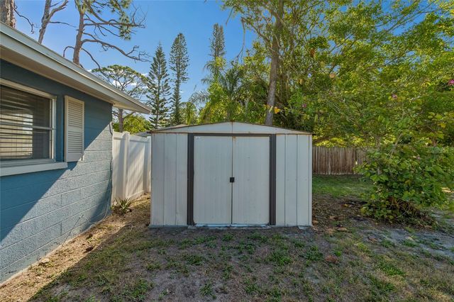 2348 DOUD STREET, Sarasota, FL 34231