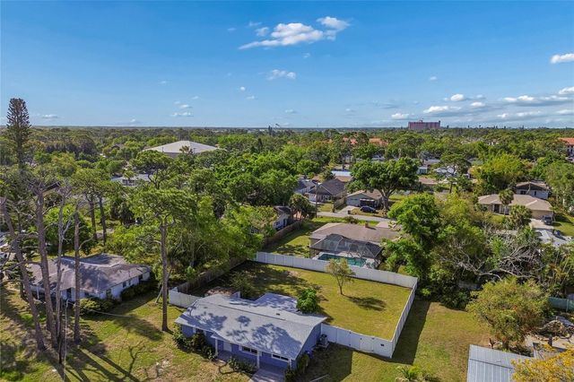 2348 DOUD STREET, Sarasota, FL 34231