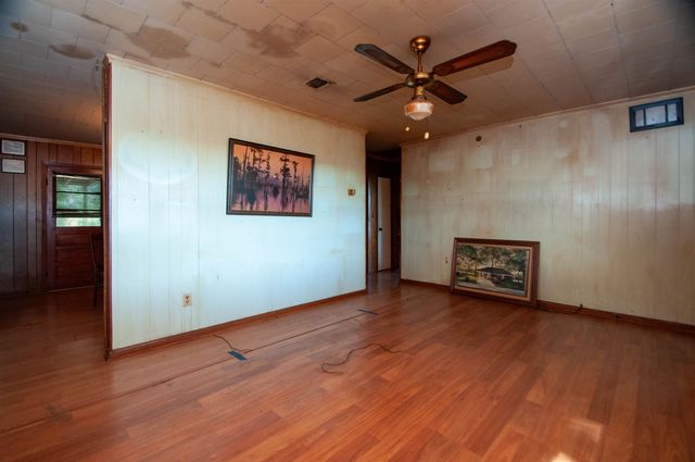 4704 Highway 182 Highway, Patterson, LA 70392