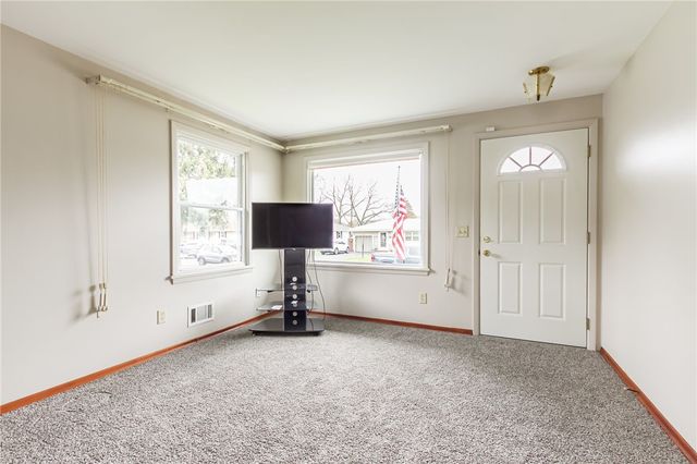 239 Woodside Place, Irondequoit, NY 14609