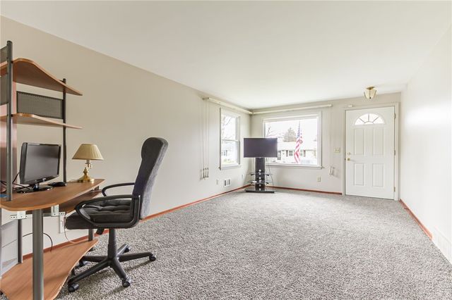 239 Woodside Place, Irondequoit, NY 14609