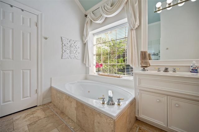 18815 Leisure Place Drive, Humble, TX 77346