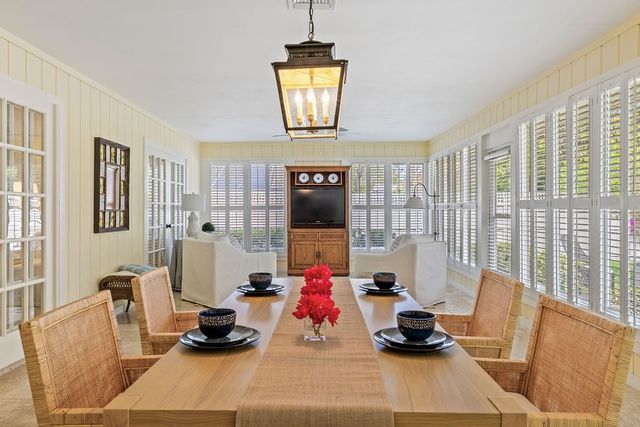 810 Fox Trail SW, Vero Beach, FL 32962