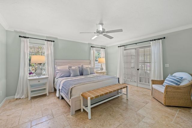 810 Fox Trail SW, Vero Beach, FL 32962