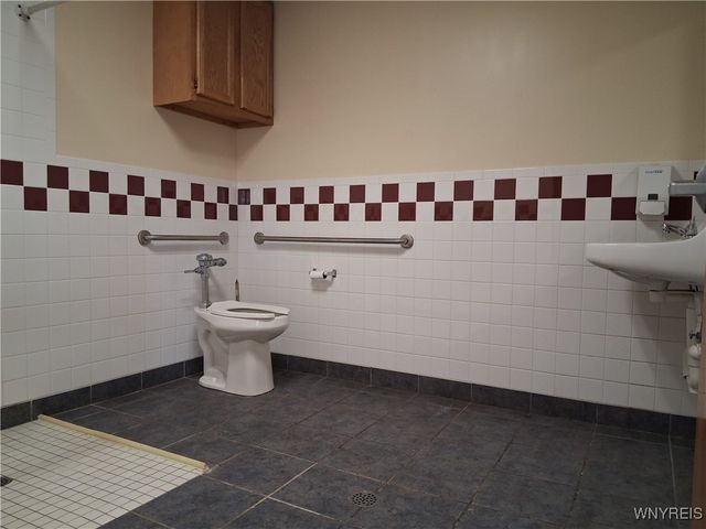 1792 Niagara Street, Buffalo, NY 14207