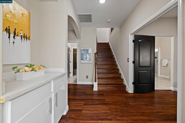 22789 Rose Vine Ct, Hayward, CA 94541