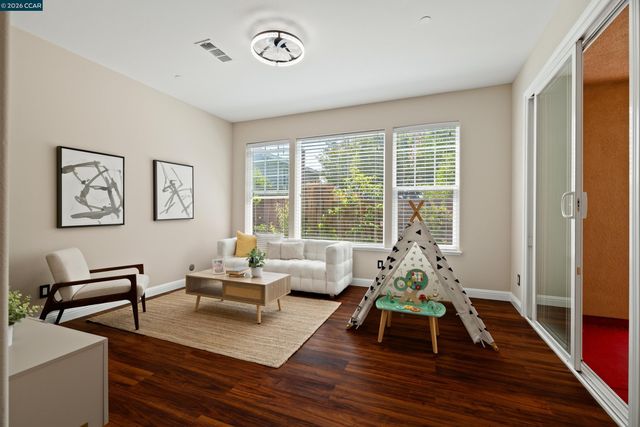 22789 Rose Vine Ct, Hayward, CA 94541