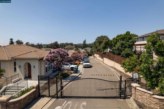22789 Rose Vine Ct, Hayward, CA 94541