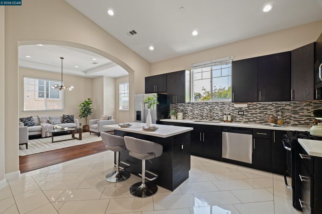 22789 Rose Vine Ct, Hayward, CA 94541