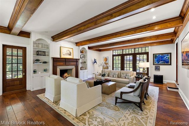 590 Haverhill Road, Bloomfield Hills, MI 48304