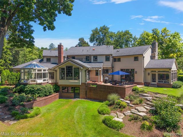 590 Haverhill Road, Bloomfield Hills, MI 48304