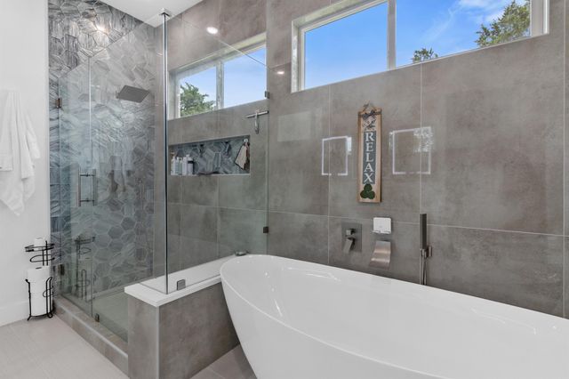 123 Zacate ST, Elgin, TX 78621