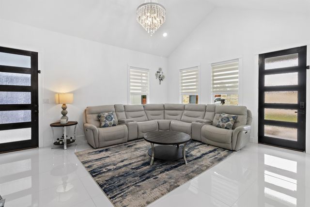 123 Zacate ST, Elgin, TX 78621