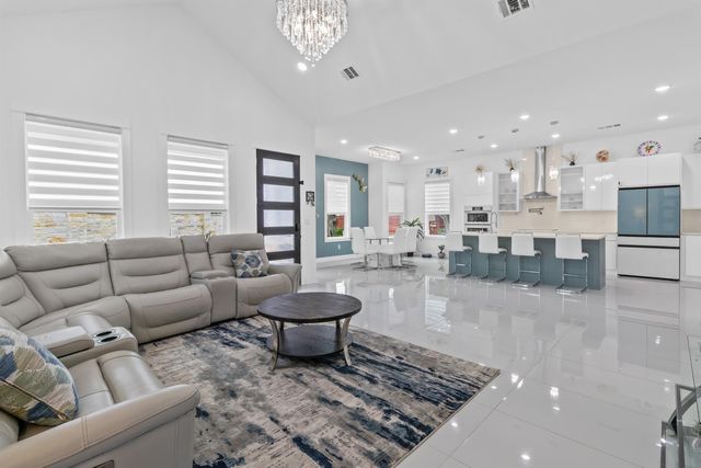 123 Zacate ST, Elgin, TX 78621