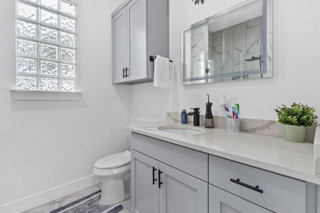 123 Zacate ST, Elgin, TX 78621
