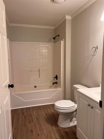 14203 E Ravine Run, Willis, TX 77318