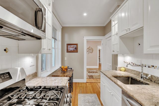 19 Shepard St 3, Cambridge, MA 02138