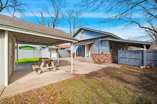 3636 Saint Louis Avenue, Fort Worth, TX 76110