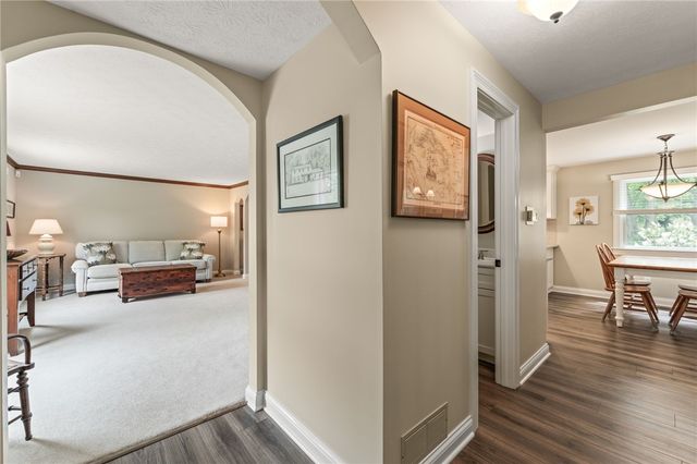 454 Shirley Ann Drive, Centerville, OH 45458